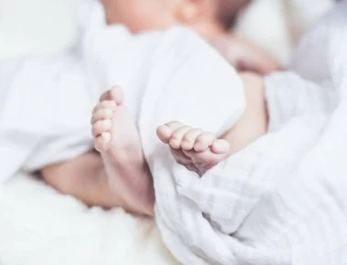 Φρίκη στην Κίνα: Έγκυος πέταξε καυτή σούπα σε μωρό γιατί την εκνεύρισε ο θόρυβος (βίντεο)